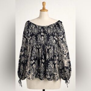 princess vera wang Dark Blue & Cream Printed Peasant Tunic